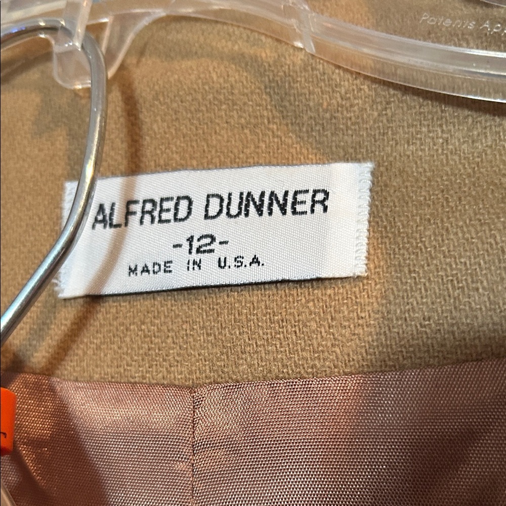 Alfred Dunner Women's Camel/Tan Pantsuit Jacket & Pants - Picture 2 of 9